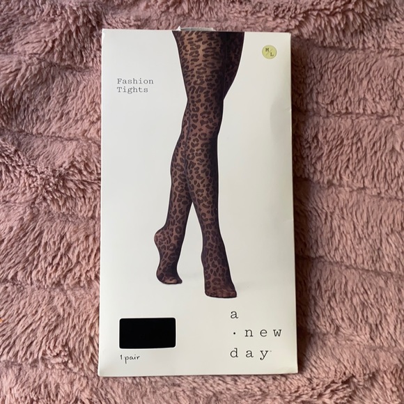 A New Day animal print tights NWT
